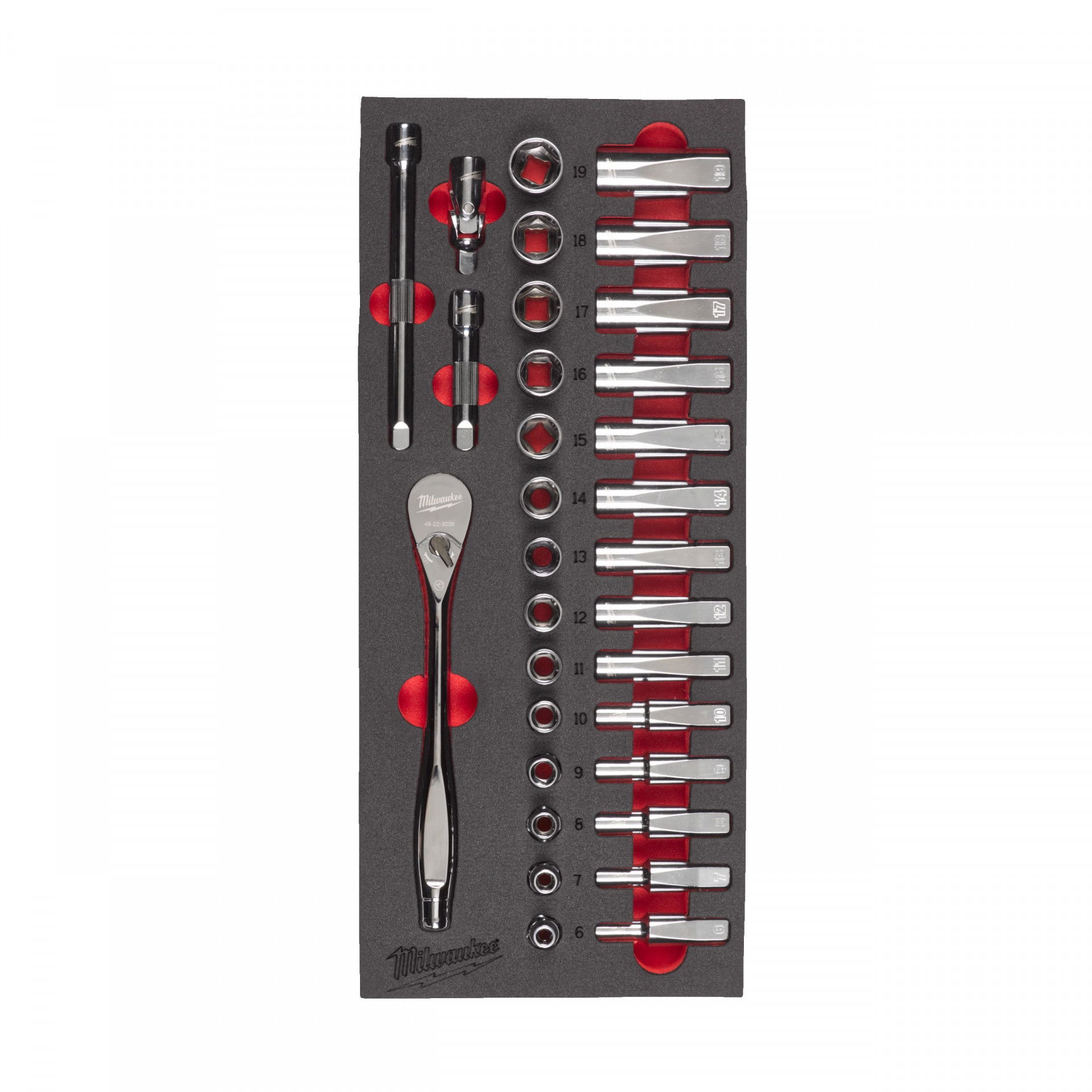 Milwaukee 3/8"-os racsni és dugókulcs készlet habbetétben, metrikus méret, 32 darabos termék fő termékképe